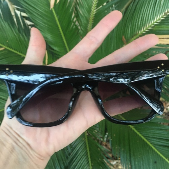 Back in Stock!! Celine-style black cat eye Sunnies - Picture 4 of 5
